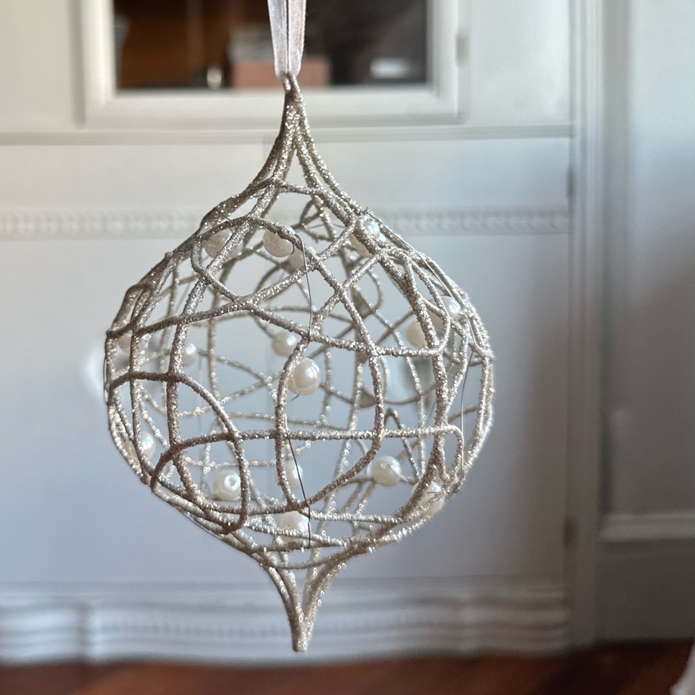 White and silver large wire string lantern ornament w pearls